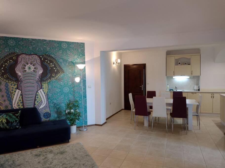 Luxury Seaview 2-Bedroom Apartments Blue Elephant Балчик Экстерьер фото