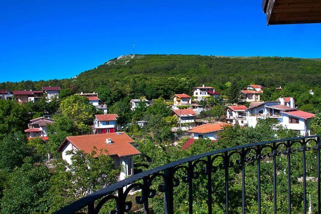 Luxury Seaview 2-Bedroom Apartments Blue Elephant Балчик Экстерьер фото